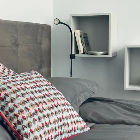 Quiet In Centre - Self Check-in, Walkable To Major Attractions * ريغا