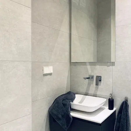 Lägenhet Quiet In Centre - Self Check-in, Walkable To Major Attractions Riga