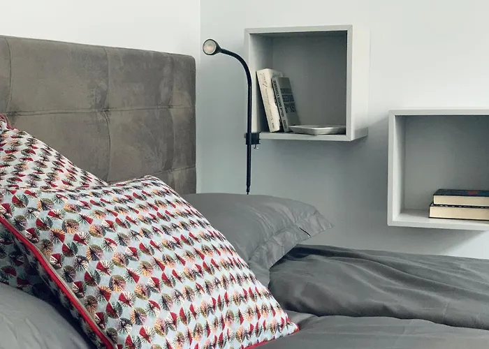 Quiet In Centre - Self Check-in, Walkable To Major Attractions * Riga