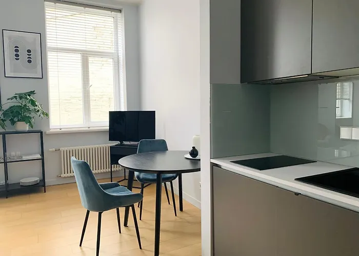 Quiet In Centre - Self Check-in, Walkable To Major Attractions