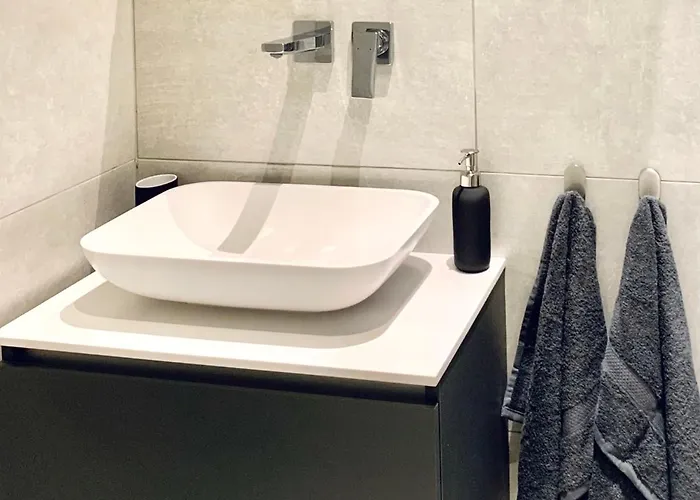 Apartment Quiet In Centre - Self Check-in, Walkable To Major Attractions Riga