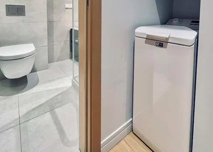 Quiet In Centre - Self Check-in, Walkable To Major Attractions * Riga