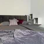 Quiet In Centre - Self Check-in, Walkable To Major Attractions Apartman *