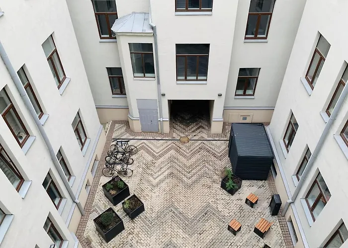 Quiet In Centre - Self Check-in, Walkable To Major Attractions Apartment Riga